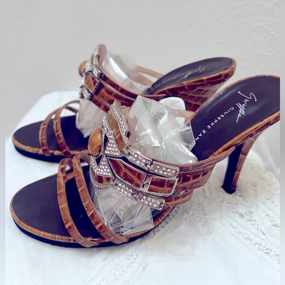 Giuseppe Zanotti Design Rhinestones Heels Sandals - Picture 8 of 15